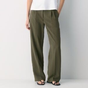 Wilfred Effortless Pants Crepette Size 2 Olive Green Wide Leg Pleated Trousers